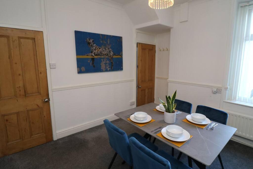 2 Bedroom Characterful House Lancaster Luaran gambar