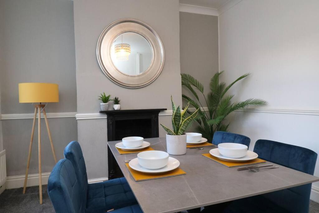 2 Bedroom Characterful House Lancaster Luaran gambar